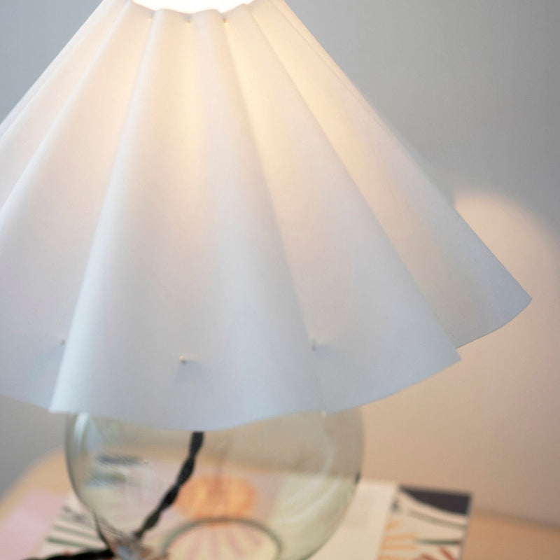 Judith bordlampe - Grønn/Hvit-Bordlamper-Globen Lighting-613203-Lightup.no