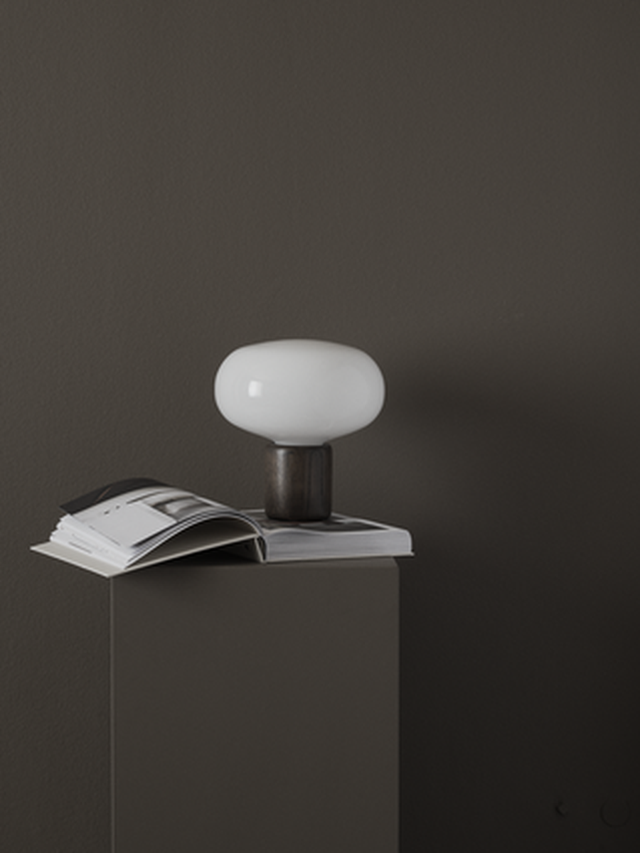 Karl-Johan Bordlampe - Opal Glass-Bordlamper-New Works-Mørk eik / Opal-Nes__20310-Lightup.no