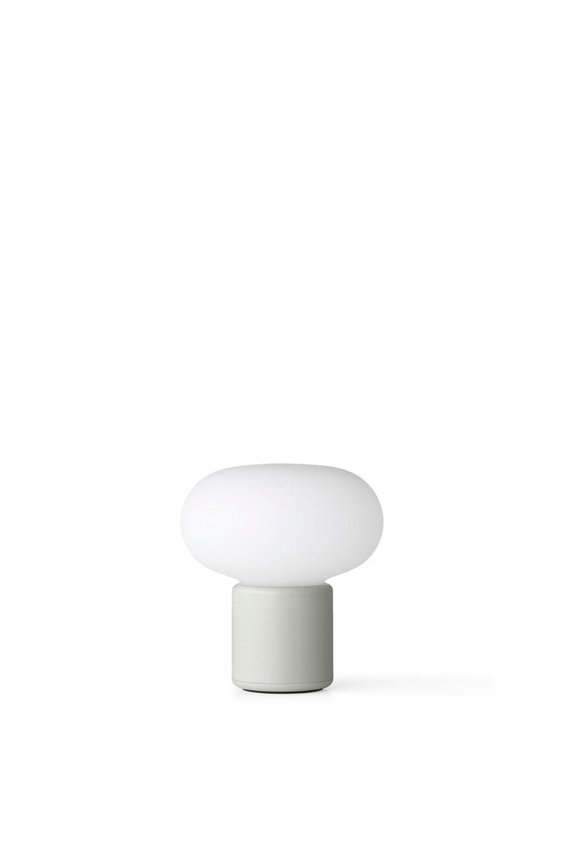 Karl-Johan bærbar bordlampe - Grå-Bordlamper-New Works-Grå-Nes__22012-Lightup.no
