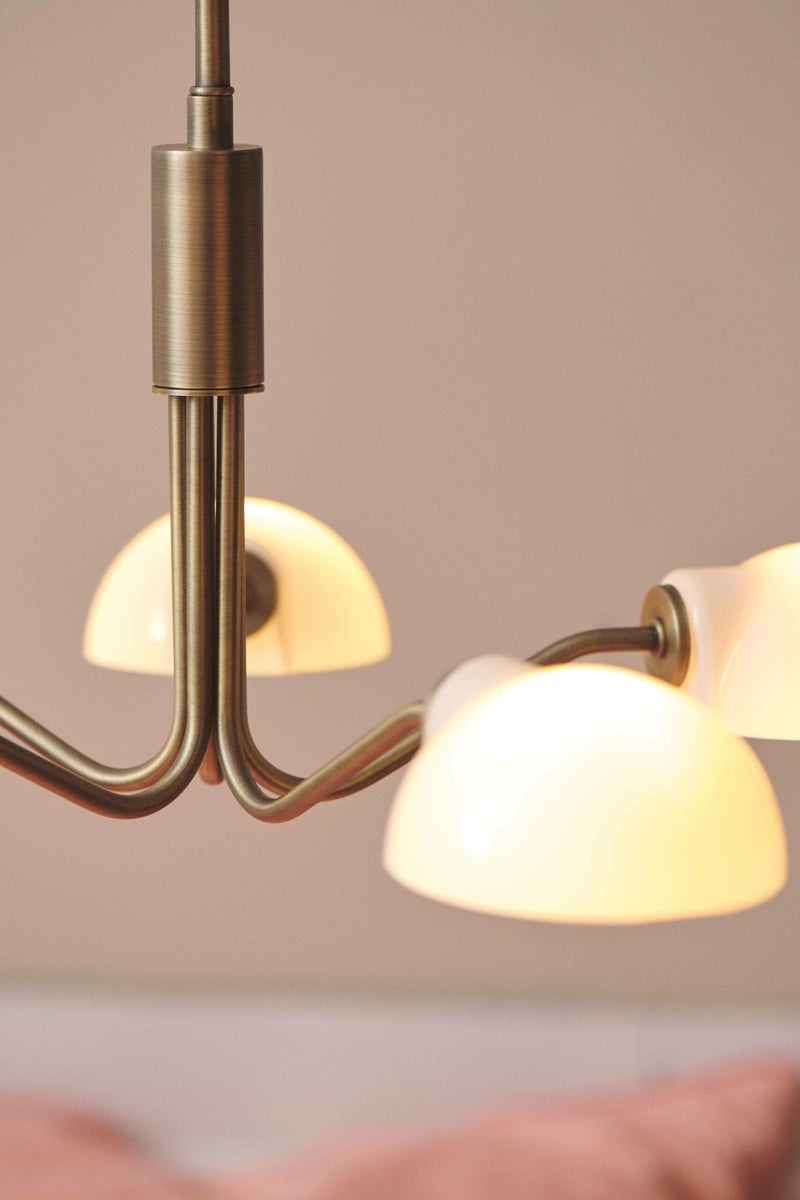 Kjøbenhavn takpendel mini 50 cm - Antikk messing/Opal hvit-Takpendler-Halo Designs-5705639740376-Lightup.no