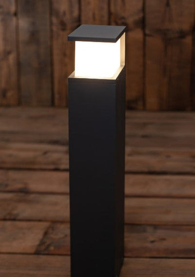 Kocka pullert 90 cm 10W 3000K IP54 - Antrasitt grå-Utebelysning pullert-NorDesign-518609120-Lightup.no
