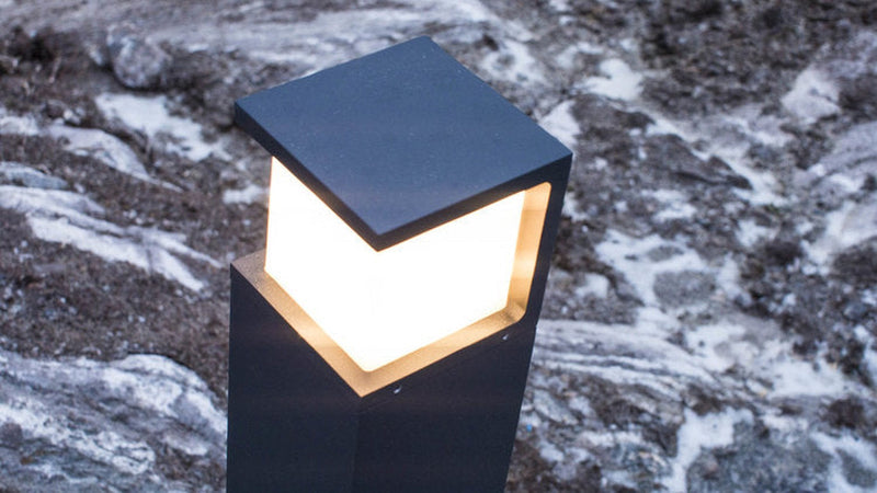 Kocka pullert 90 cm 10W 3000K IP54 - Antrasitt grå-Utebelysning pullert-NorDesign-518609120-Lightup.no