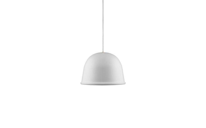 Local pendel, hvit-Takpendler-Normann Copenhagen-502177-Lightup.no