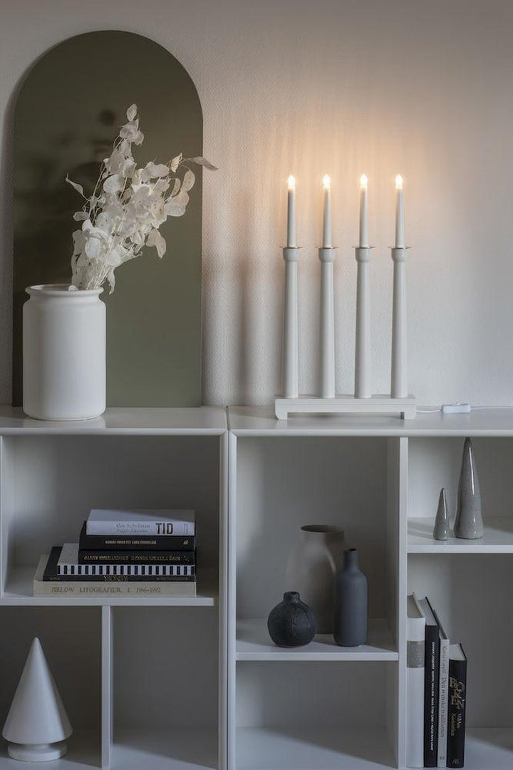 Lysestake 4 lys - Hvit med gulldetaljer-Julebelysning adventsstake-Konstsmide-3975-210-Lightup.no