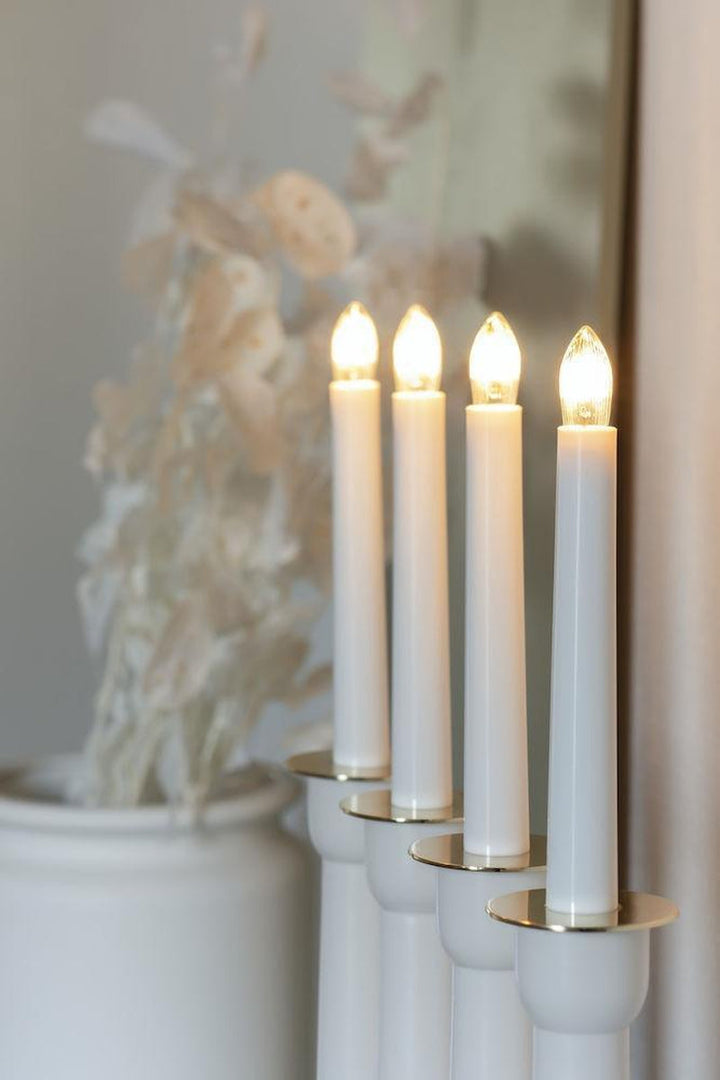 Lysestake 4 lys - Hvit med gulldetaljer-Julebelysning adventsstake-Konstsmide-3975-210-Lightup.no