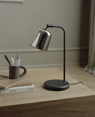 Material Bordlampe - Gult Stål-Bordlamper-New Works-Nes__20141-Lightup.no