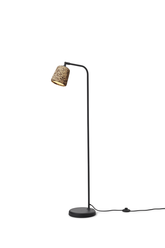 Material Gulvlampe - Mixed Kork-Gulvlamper-New Works-Gul-Nes__21411-Lightup.no