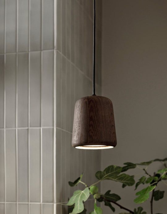 Material takpendel - Røkt Eik-Takpendler-New Works-Eik-Nes__20113-Lightup.no