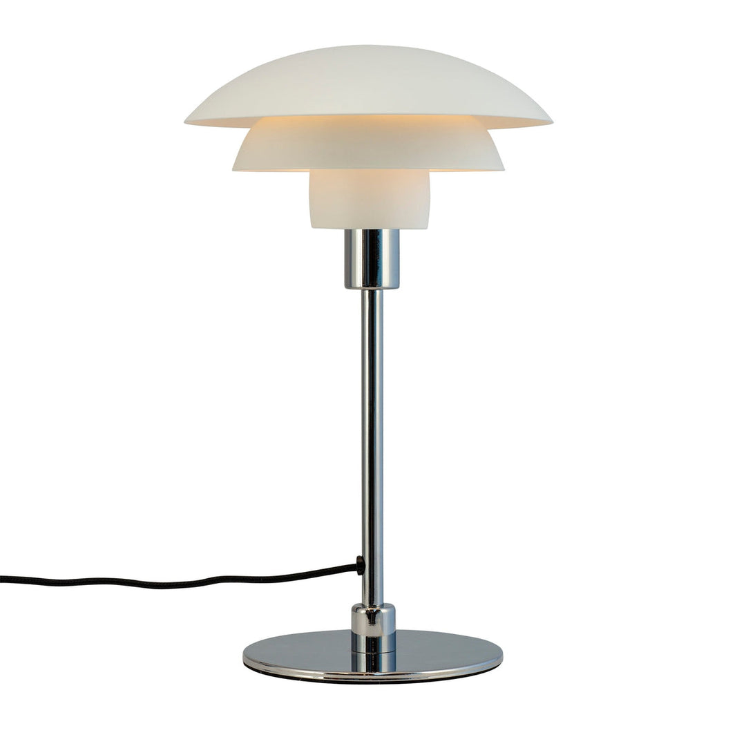 Morph bordlampe D21 cm - Hvit-Bordlamper-Dyberg Larsen-DL-8221-Lightup.no