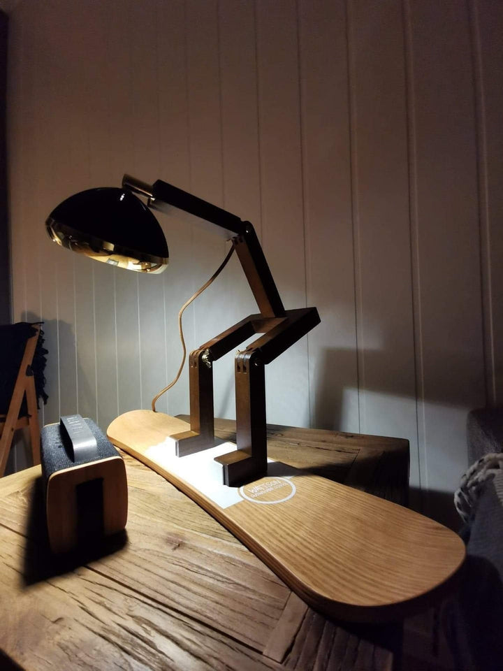 Mr. Wattson bordlampe, Limited Edition - Svart og messing-Bordlamper-Piffany Copenhagen-Brun / Messing-12V-DWR-BMB-Lightup.no