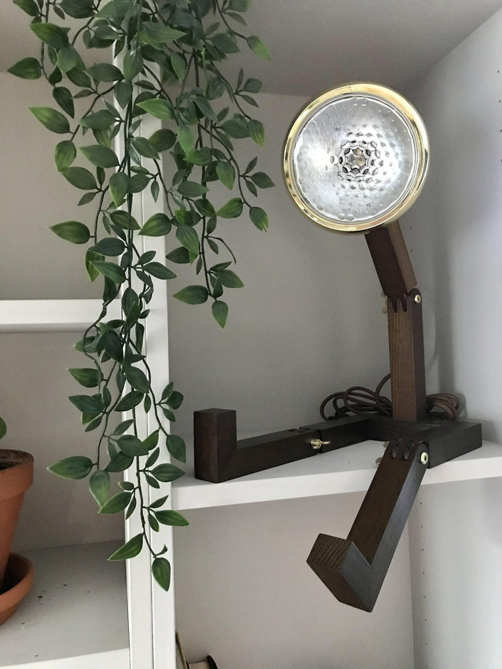 Mr. Wattson bordlampe, Limited Edition - Svart og messing-Bordlamper-Piffany Copenhagen-Brun / Messing-12V-DWR-BMB-Lightup.no