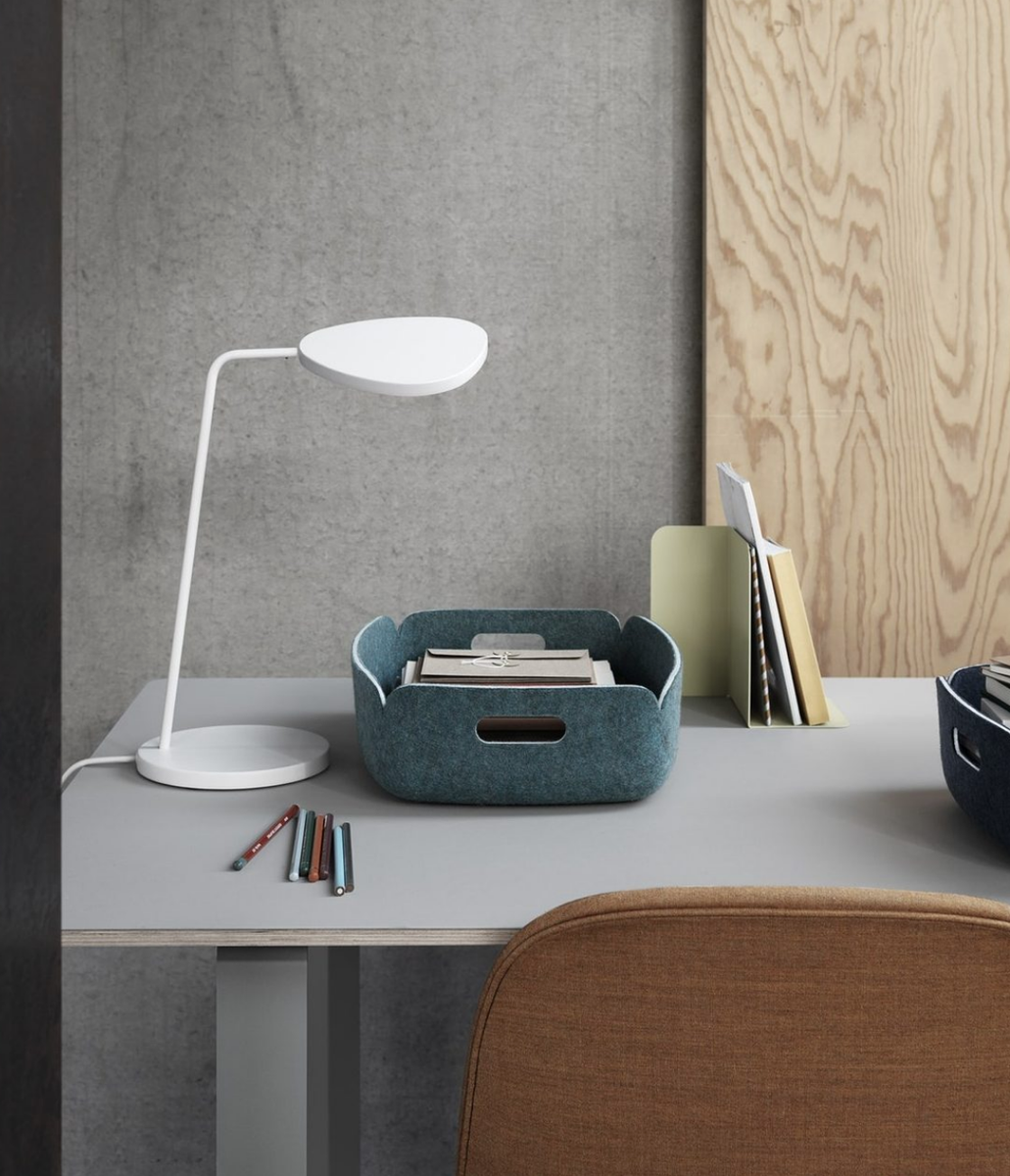 Muuto Leaf bordlampe-Bordlamper-MUUTO-Rød-MUO__13423-Lightup.no