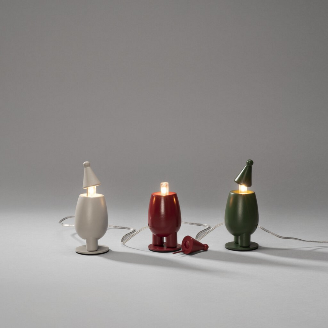 Nils 3 Nisser - Rød, Hvit og Grønn-Julebelysning dekor og pynt-Konstsmide-3933-550TR-Lightup.no