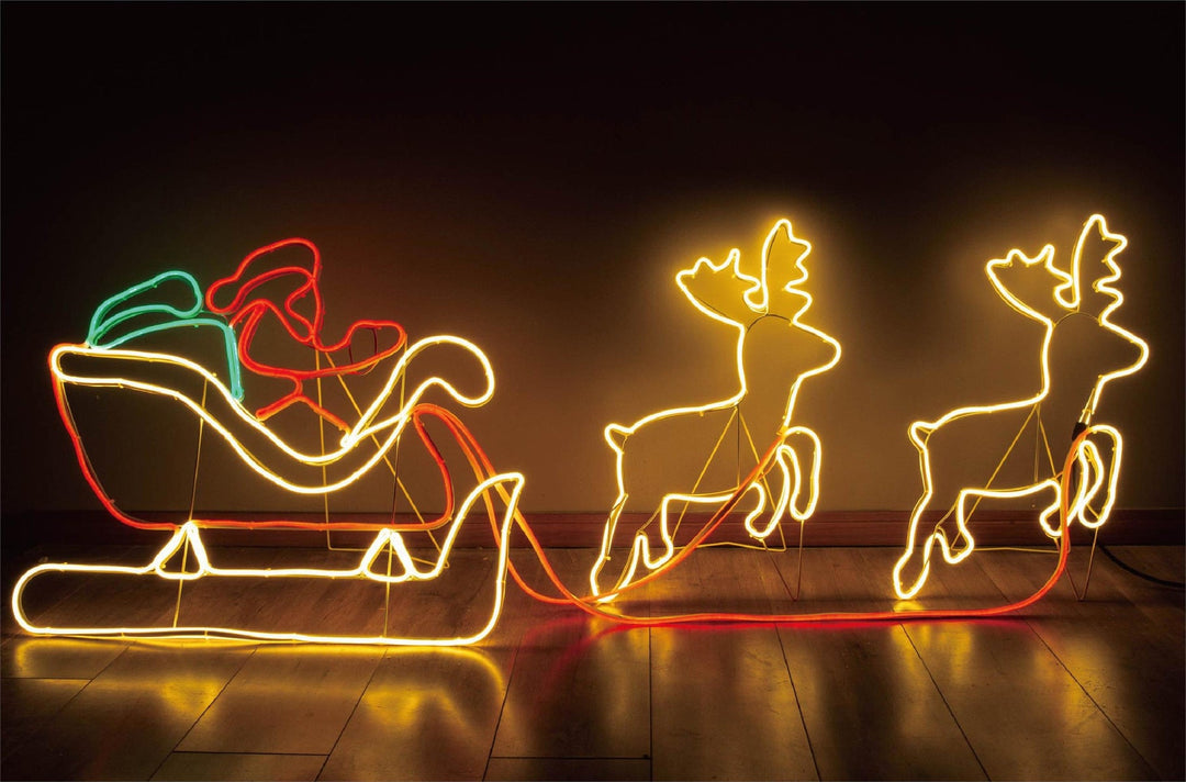 Nisse på slede med reinstyr i neon lys - Flerfarget lys-Julebelysning dekor og pynt ute-Scanlight-169431-Lightup.no