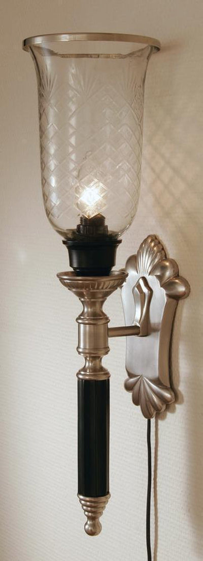 Nova vegglampe - Svart/Sølvfarget-Vegglamper-A-grossisten-A-456012-Lightup.no