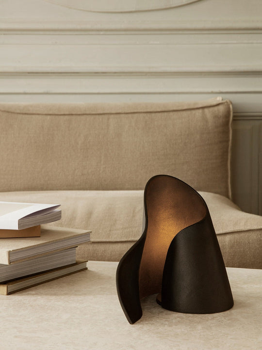 Oyster bordlampe-Bordlamper-Ferm Living-Svart / Kobber-Feg__1104264803-Lightup.no
