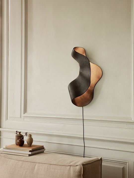Oyster vegglampe-Vegglamper-Ferm Living-Svart / Kobber-Feg__1104264804-Lightup.no