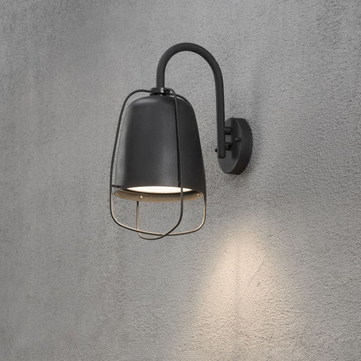 Perugia vegglampe-Utebelysning vegg klassisk-Konstsmide-Rust-7526-750-Lightup.no
