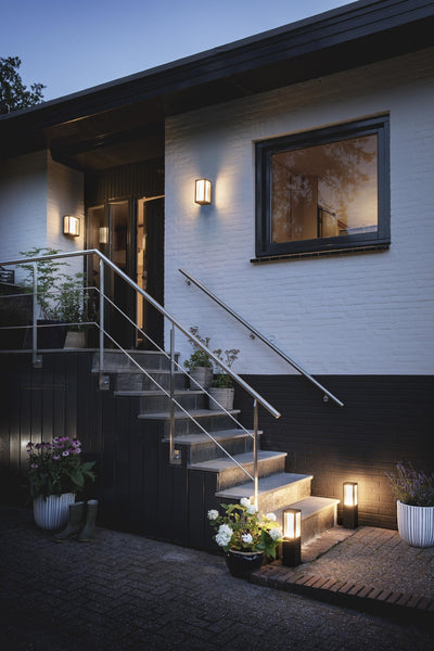 Philips Hue Impress pullert white ambiance & color luminaires - Base-Utebelysning pullert-Philips Hue-915005766501-Lightup.no