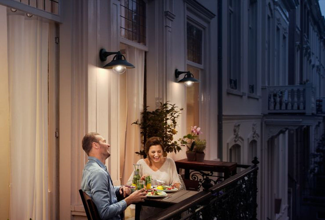 Philips myGarden Cormorant vegglampe utendørs IP44 - Svart-Utebelysning vegg klassisk-Philips-Svart-915005553301-Lightup.no