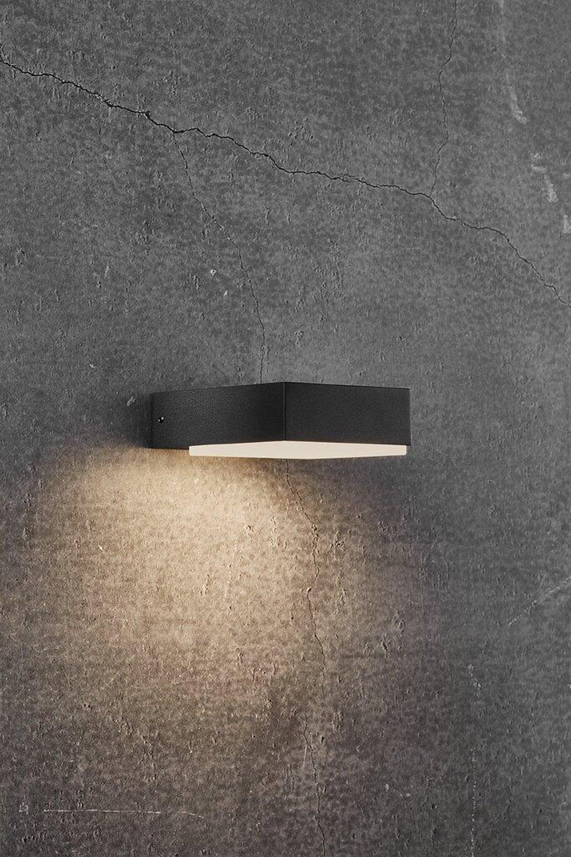 Piana vegglampe 7,2 watt IP54 - Svart-Utebelysning vegg opp og ned-Nordlux-2019081003-Lightup.no