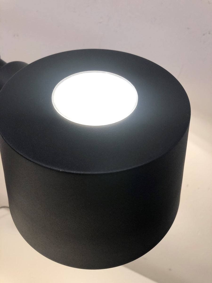 Pionex gulvlampe - Svart/Gullfarget-Gulvlamper-NorDesign-Svart / Gull-378543105-Lightup.no