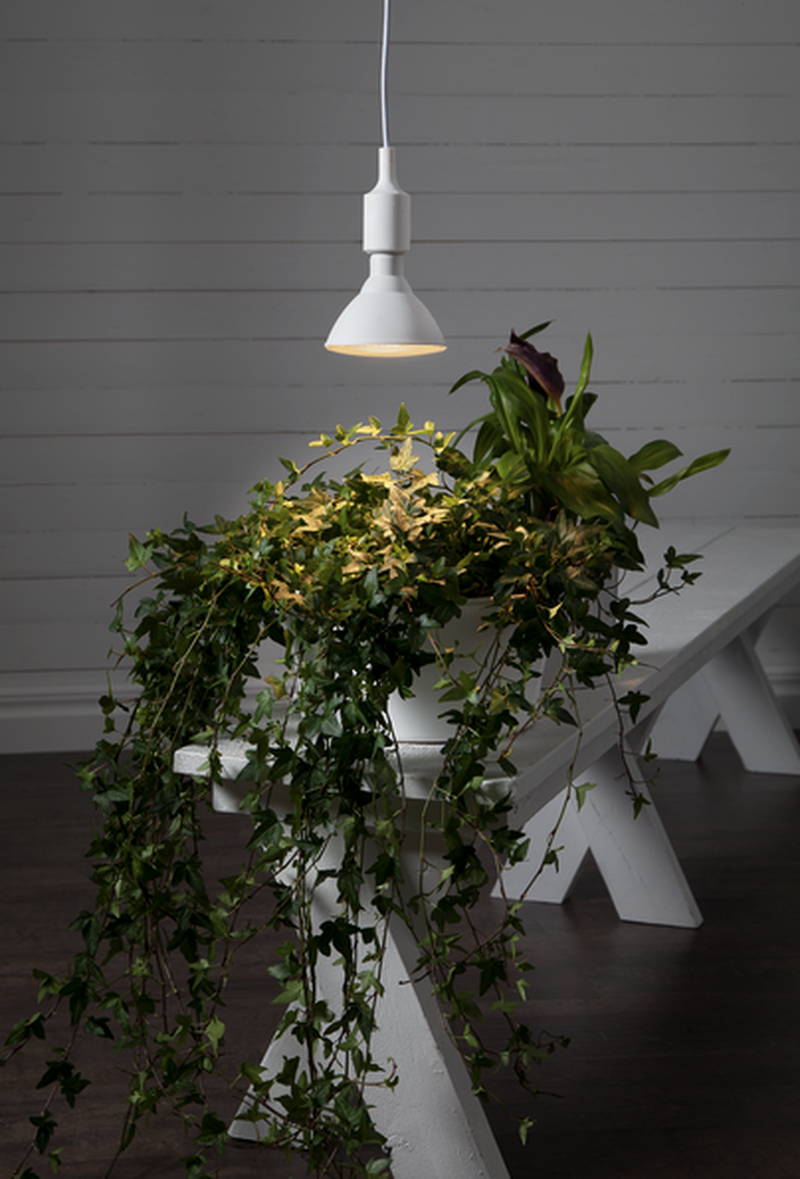 Plantelys hvit 16W, LED-LED-pære E27 sokkel-Star Trading-357-35-Lightup.no
