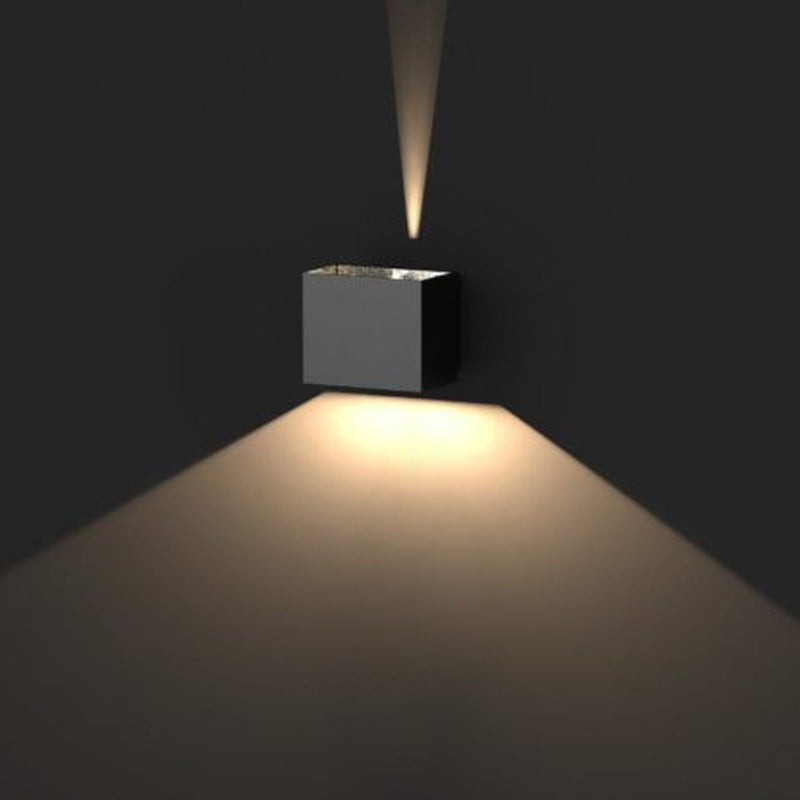 Plaza vegglampe utendørs opp/ned 10W IP65 3000 Kelvin - Svart-Utebelysning vegg opp og ned-Norlux-101510-2-Lightup.no