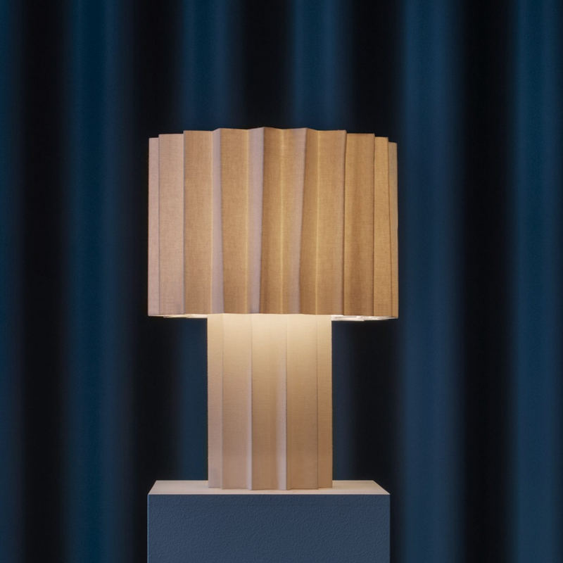 Plissé bordlampe - Hvit-Bordlamper-Örsjö-38026-01-Lightup.no