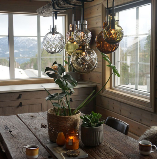 Rav Krystallkuler 7 stk - Hvit Baldakin-Takpendler-Hadeland Glassverk-Hvit-Hak__1206647-RAVBUNDLE-HVIT-Hvit-Baldakin-Lightup.no