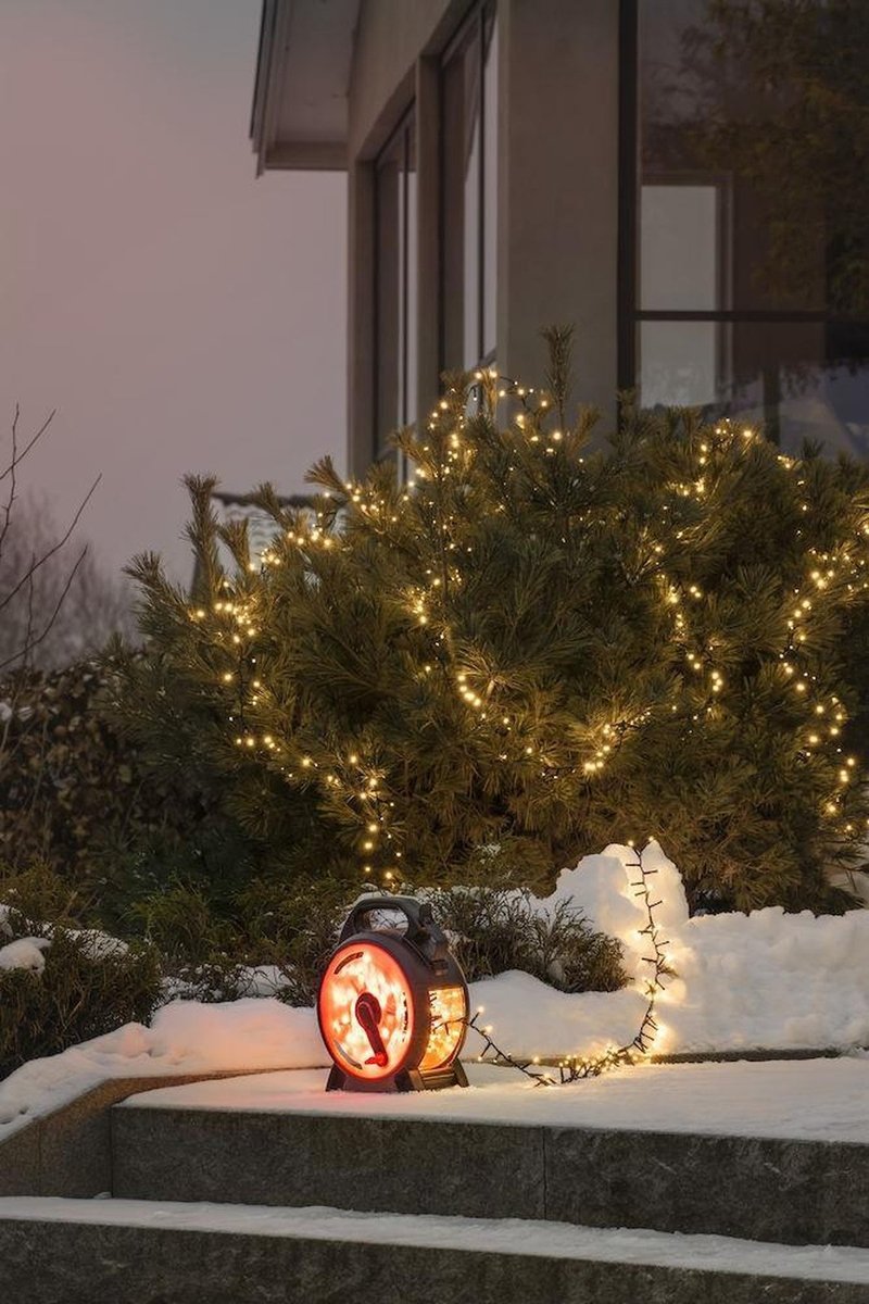 Slynge cluster 400 LED 9 meter julelys på kabeltrommel IP44 - Varm hvit amber-Julebelysning juletrelys ute-Konstsmide-3844-800-Lightup.no
