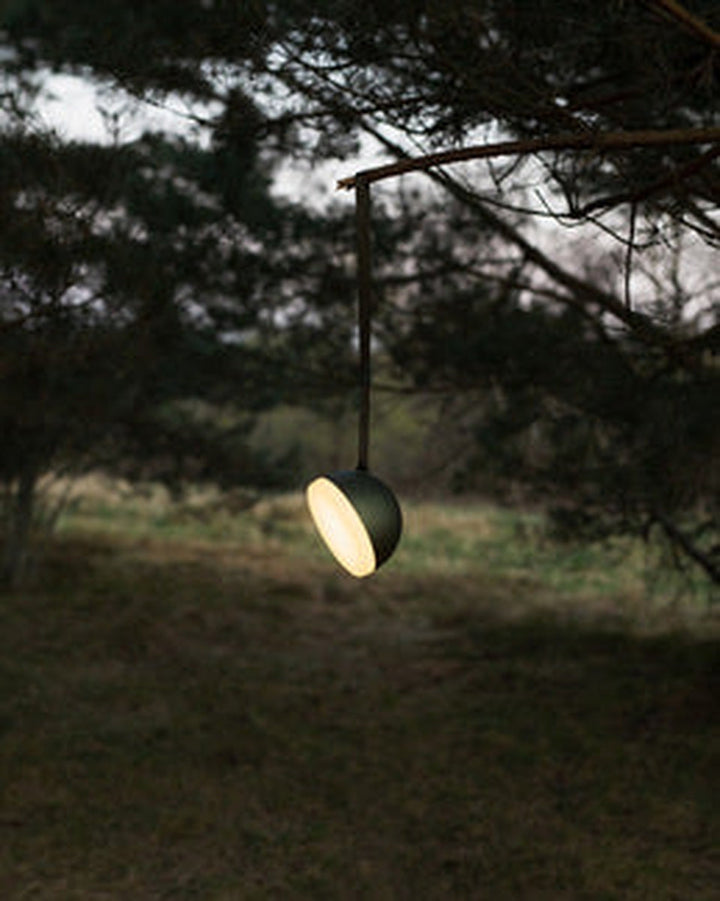 Sphere Adventure Light - Deep Green-Bordlamper-New Works-Grønn-Nes__21612-Lightup.no