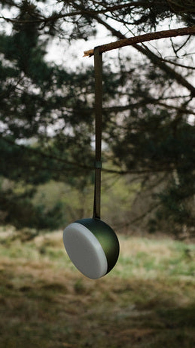 Sphere Adventure Light - Deep Green-Bordlamper-New Works-Grønn-Nes__21612-Lightup.no