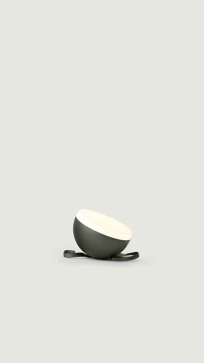 Sphere Adventure Light - Deep Green-Bordlamper-New Works-Grønn-Nes__21612-Lightup.no