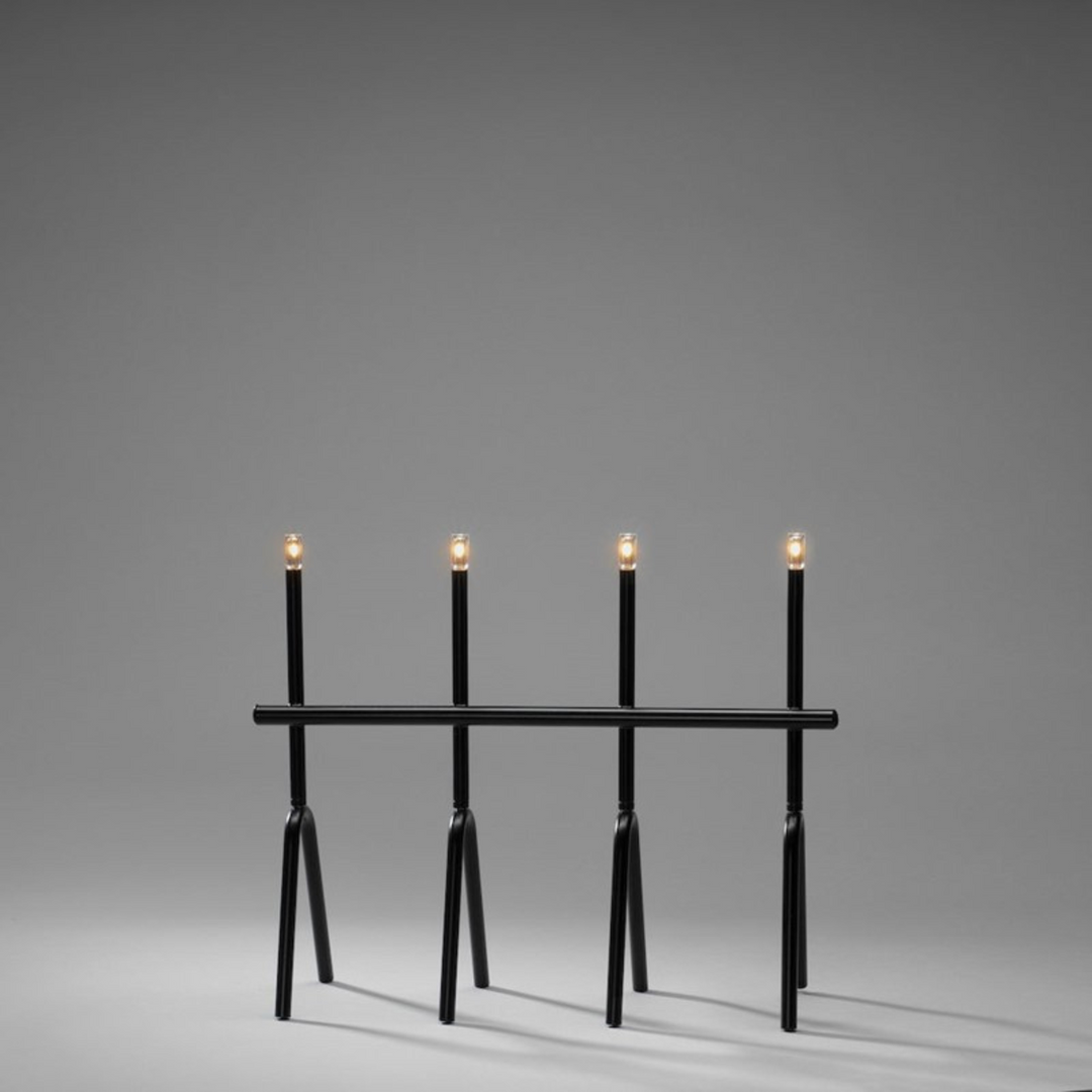 Stig adventstake 4 armer - Svart-Julebelysning adventsstake-Konstsmide-Svart-3911-710TR-Lightup.no