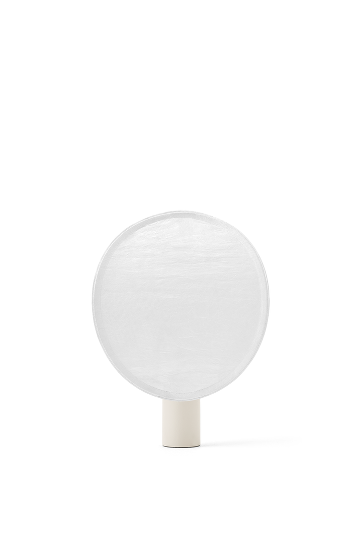 Tense Bærbar Bordlampe - Hvit Sokkel-Bordlamper-New Works-Hvit-Nes__21810-Lightup.no