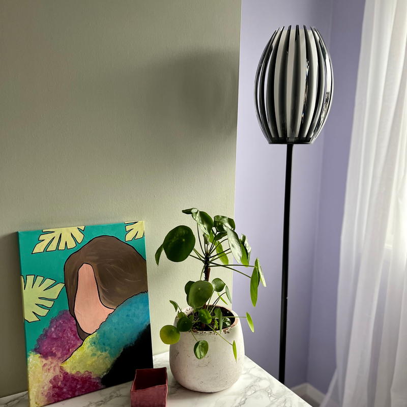 Tentacle gulvlampe Medium - Svart/Røykfarget-Gulvlamper-Herstal-HB140822000164-Lightup.no