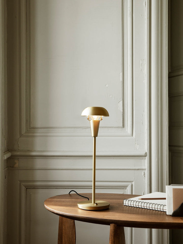 Tiny bordlampe - messing-Bordlamper-Ferm Living-Messing-Feg__1104264671-Lightup.no