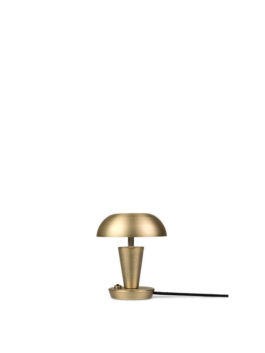 Tiny bordlampe - messing-Bordlamper-Ferm Living-Feg__1104264668-Lightup.no