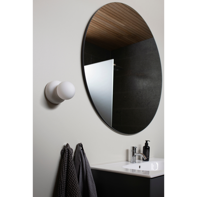 Torrano vegg og taklampe - Hvit-Baderomsbelysning vegglamper-Globen Lighting-590508-Lightup.no