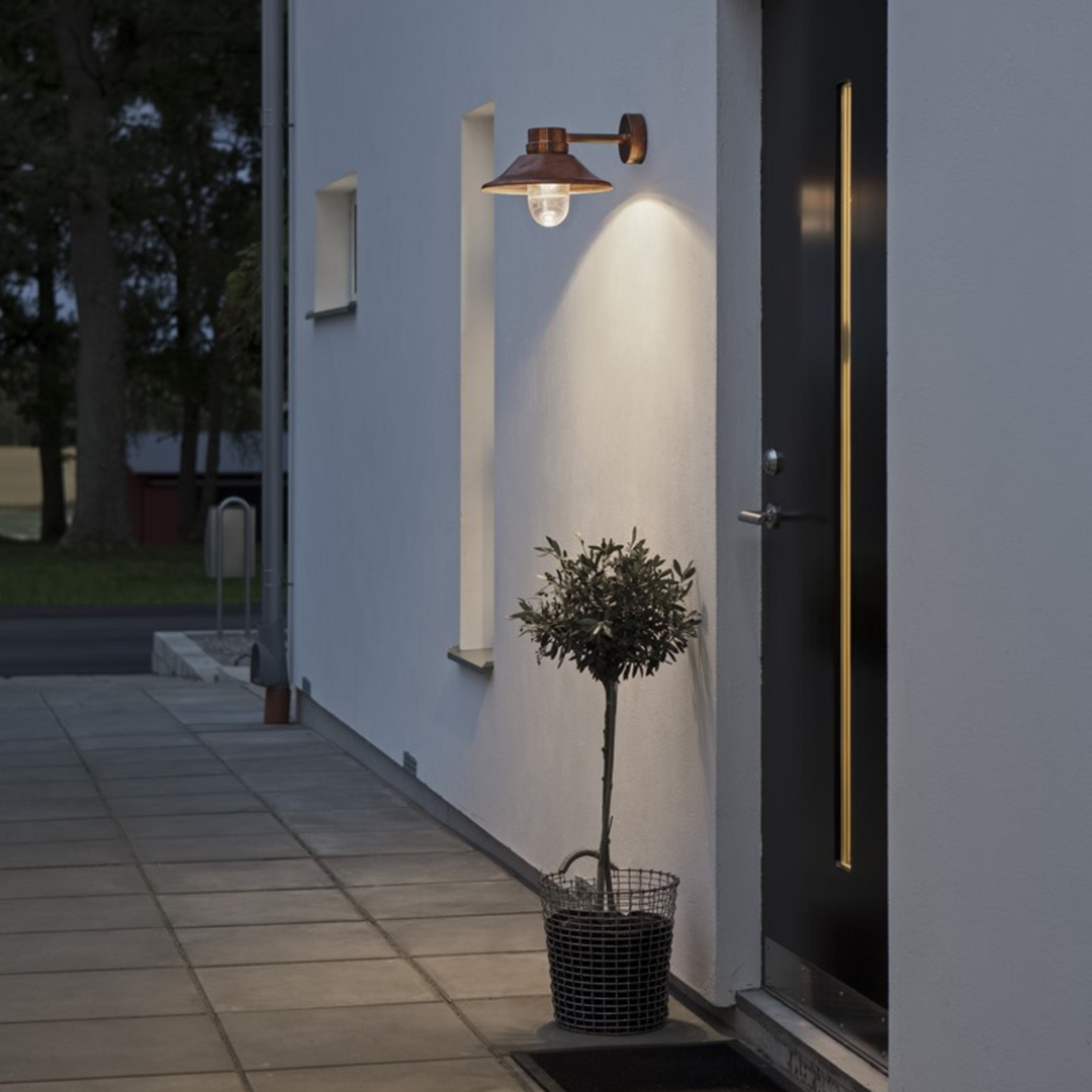 Vega vegglampe - Kobber-Utebelysning vegg klassisk-Konstsmide-Kobber-412-900-Lightup.no