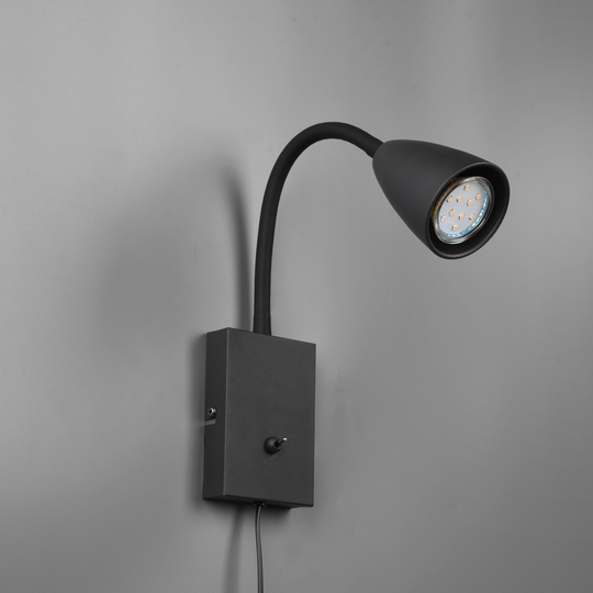Wanda vegglampe - Svart-Vegglamper-Trio Lighting-Svart-Trl__202670132-Lightup.no