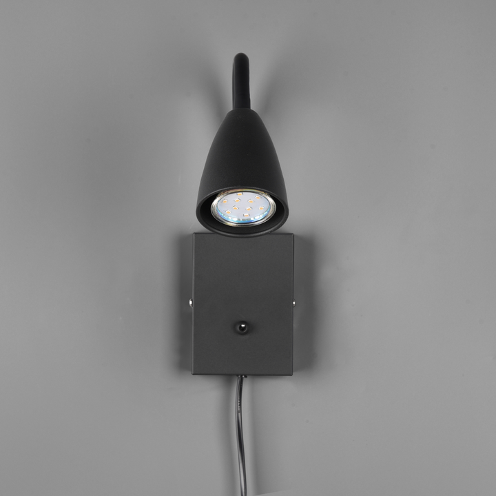 Wanda vegglampe - Svart-Vegglamper-Trio Lighting-Svart-Trl__202670132-Lightup.no