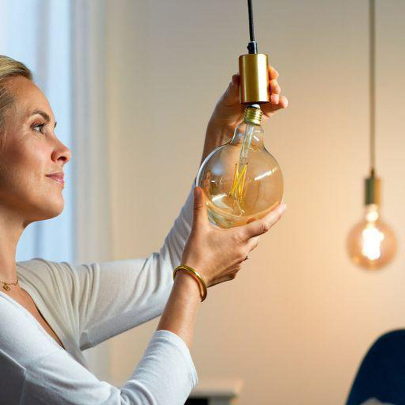 WiZ E27 Lyspære filament G125 6,7W Wifi - Justerbar fargetemperatur 2000-5000 Kelvin-Smartpærer E27-WiZ-929003017901-Lightup.no