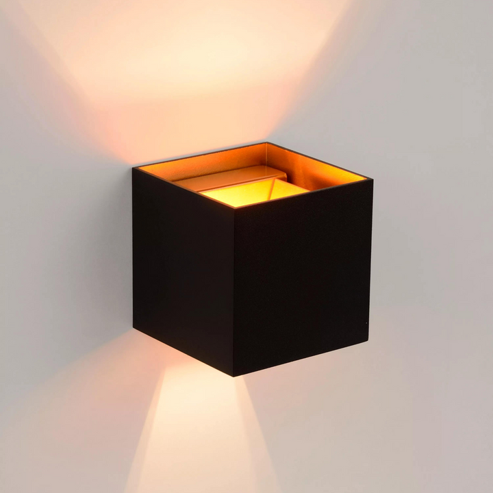 Xio square vegglampe opp/ned-Vegglamper-Lucide-Svart-LC09217/04/30-Lightup.no